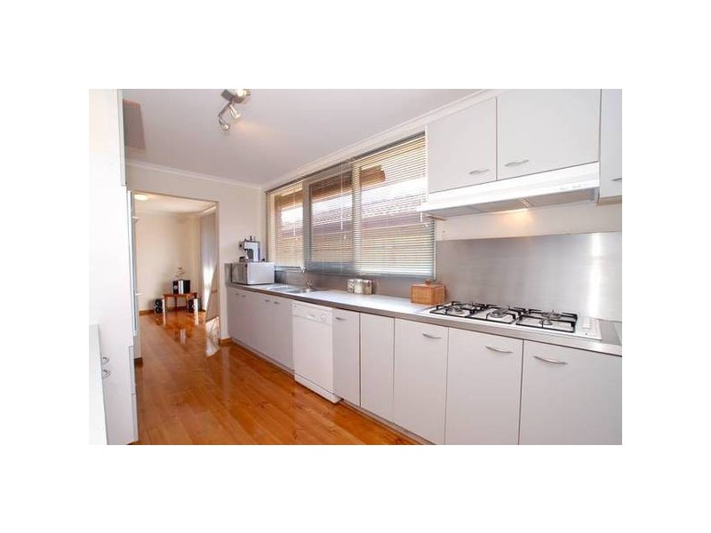 1/1 Coomoora road, Springvale South VIC 3172