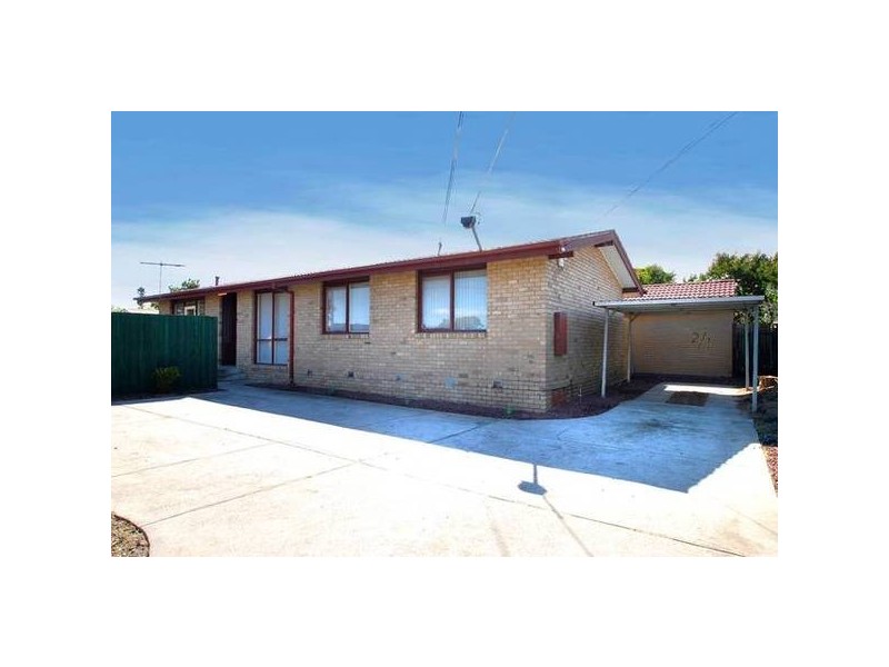 1/1 Coomoora road, Springvale South VIC 3172