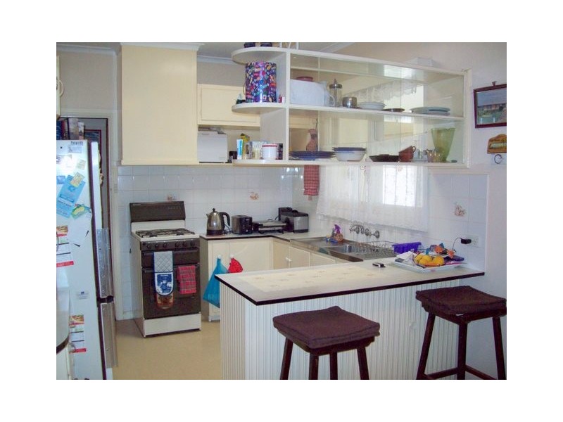 15 Barnett Grove, Noble Park VIC 3174