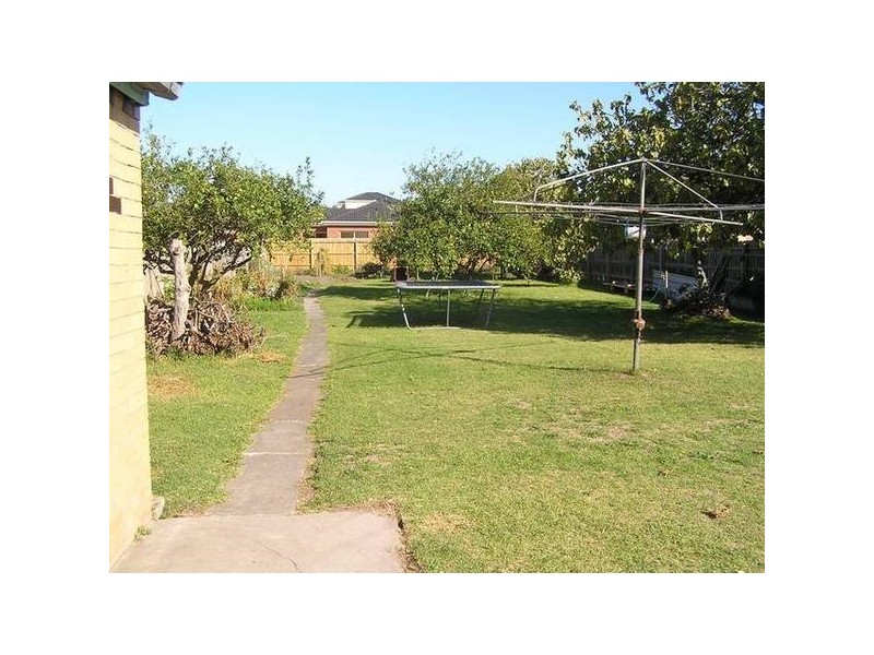 16 Noble Street, Noble Park VIC 3174