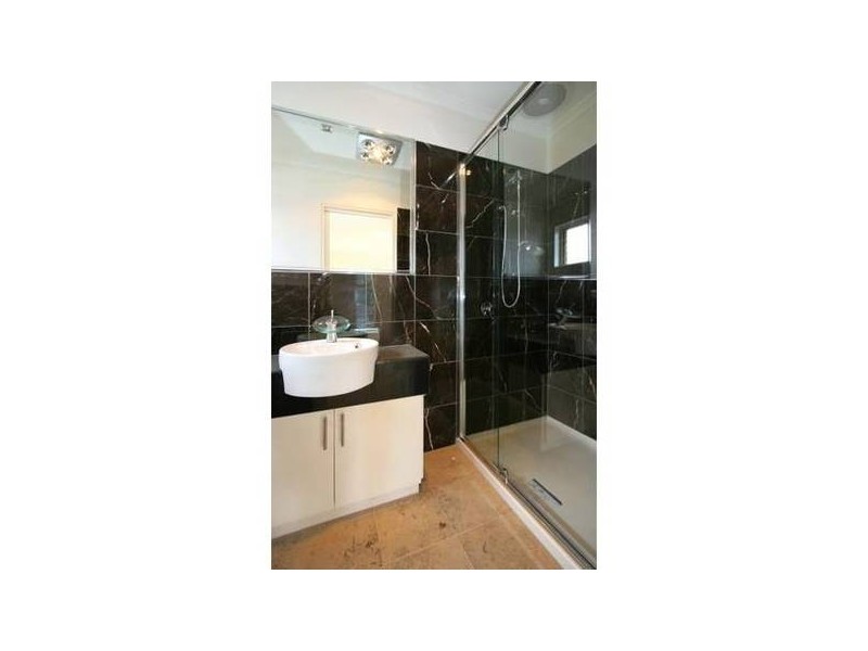 1/8 Cypress Court, Noble Park VIC 3174