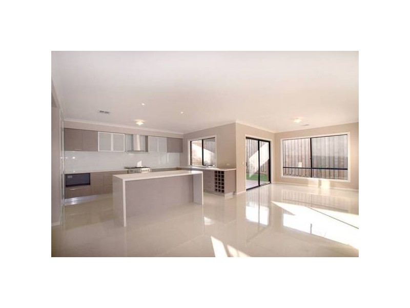 13 Derby Place, Mulgrave VIC 3170