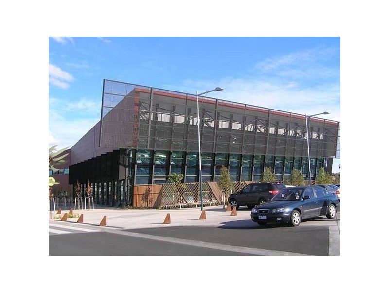 27 Thomas St, Clayton VIC 3168