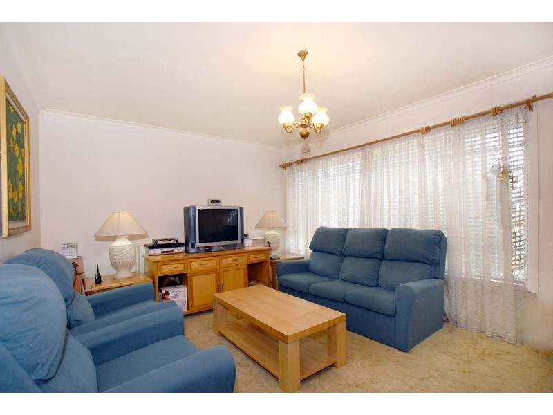 18 Sunline Avenue, Noble Park North VIC 3174