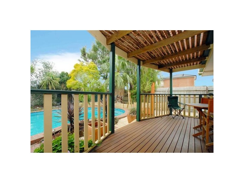 37 Sunnyvale Cres, Keysborough VIC 3173