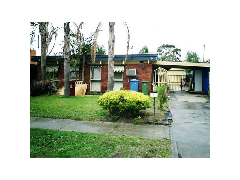8 Bellarine Crt, Keysborough VIC 3173
