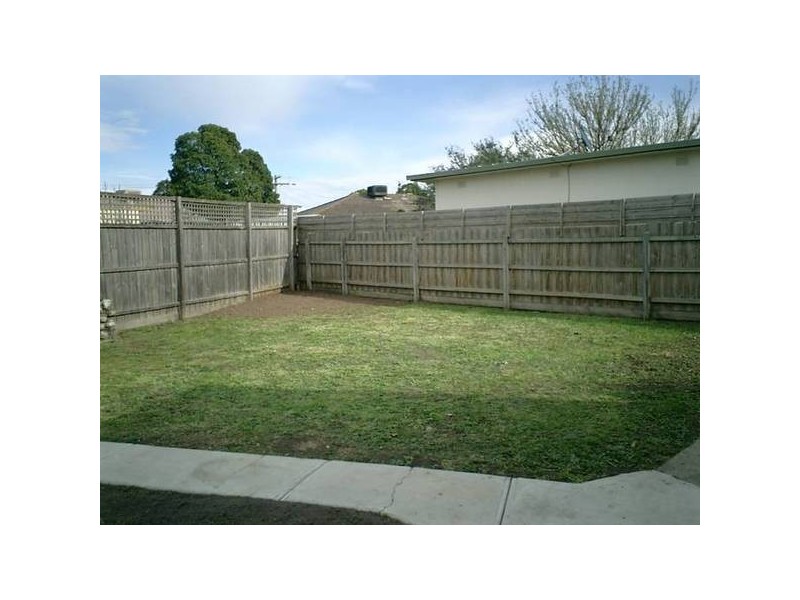 5 Victoria Court, Dandenong North VIC 3175