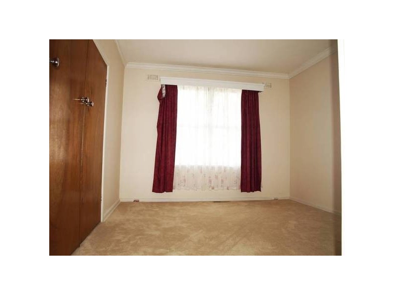 13 Alma Cres, Noble Park VIC 3174