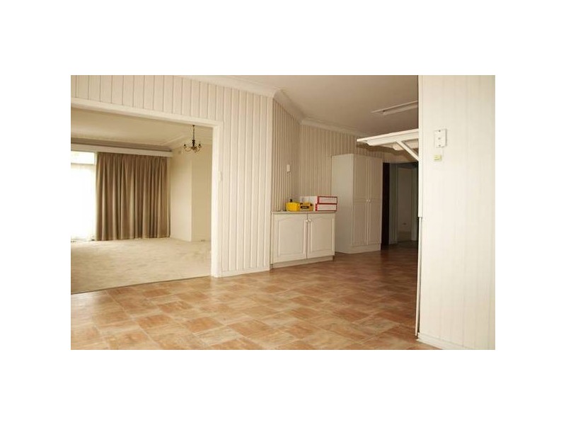 13 Alma Cres, Noble Park VIC 3174