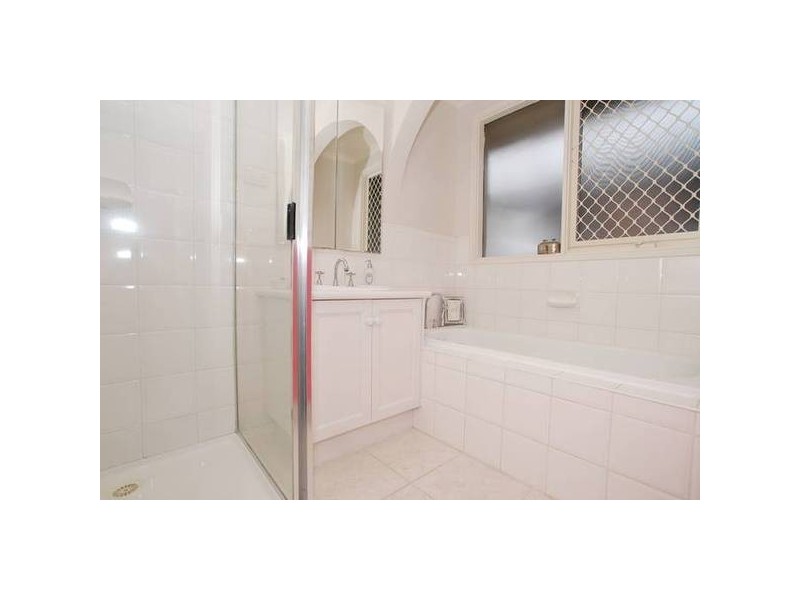 12 Maldon Crt, Wheelers Hill VIC 3150