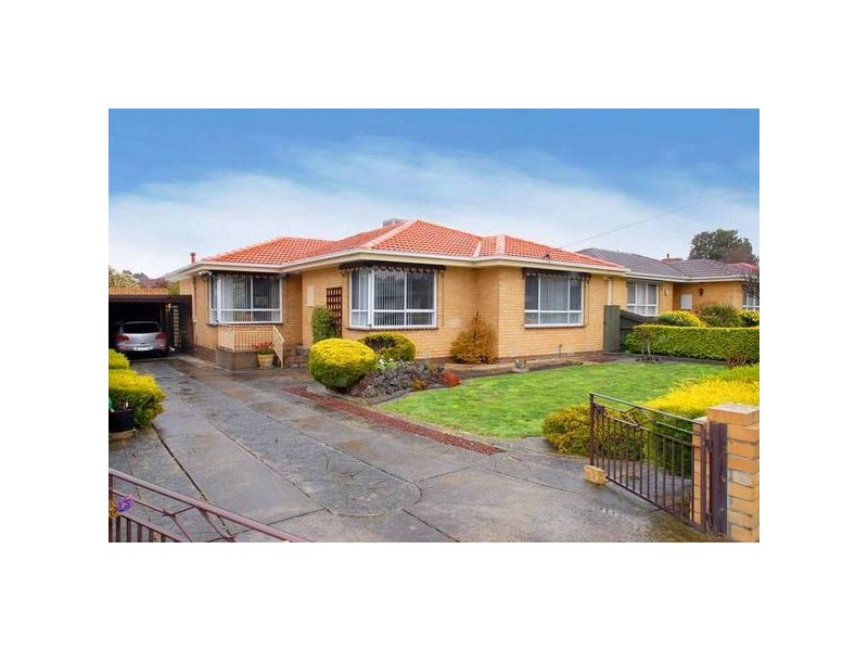 16 Bess Court, Dandenong VIC 3175