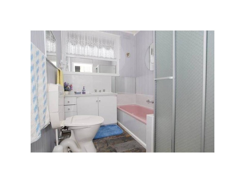 16 Bess Court, Dandenong VIC 3175