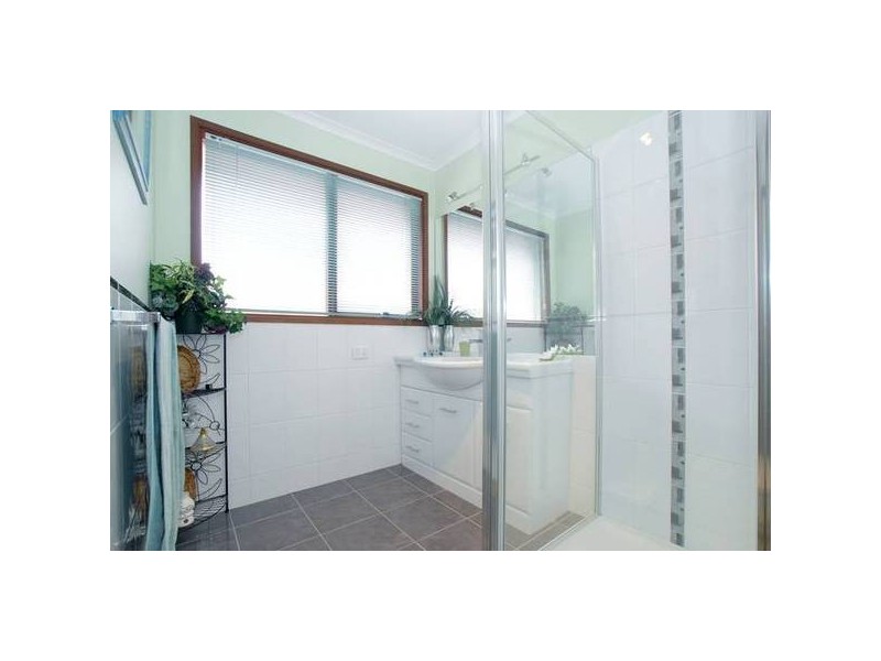 1 Rivergum Place, Keysborough VIC 3173