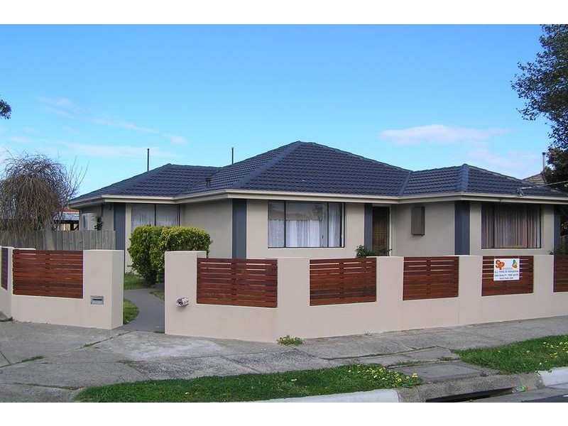 51 Bloomfield Rd, Noble Park VIC 3174