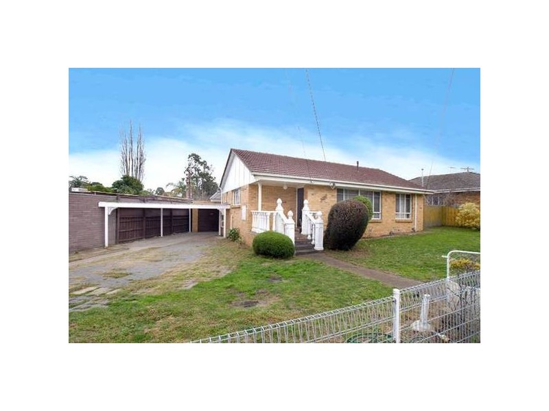 18 Sunline Ave, Noble Park North VIC 3174