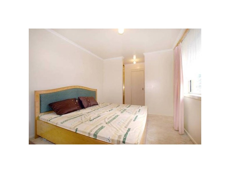 18 Sunline Ave, Noble Park North VIC 3174