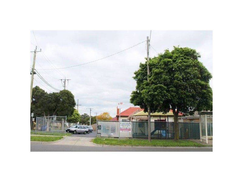 79 Gladstone Rd, Dandenong North VIC 3175