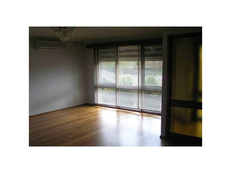 70 Liverpool Dve, Keysborough VIC 3173