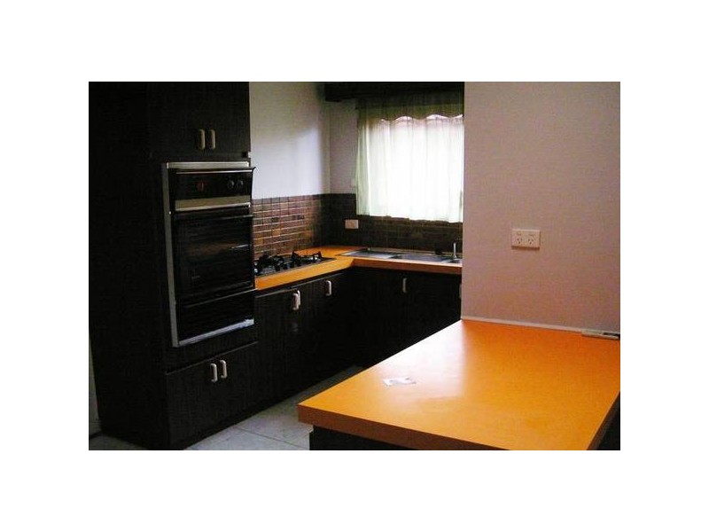 70 Liverpool Dve, Keysborough VIC 3173