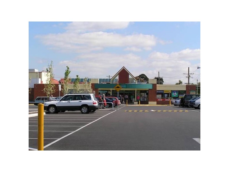 8 Fay Crt, Noble Park VIC 3174