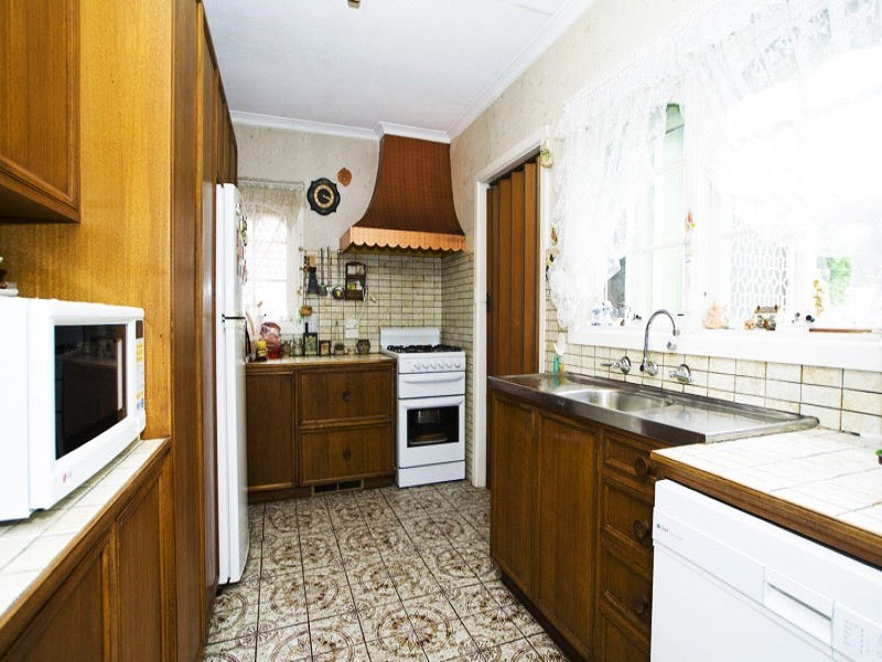 48 Callander Rd, Noble Park VIC 3174