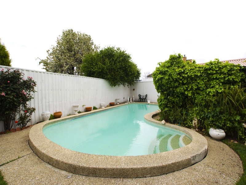 48 Callander Rd, Noble Park VIC 3174