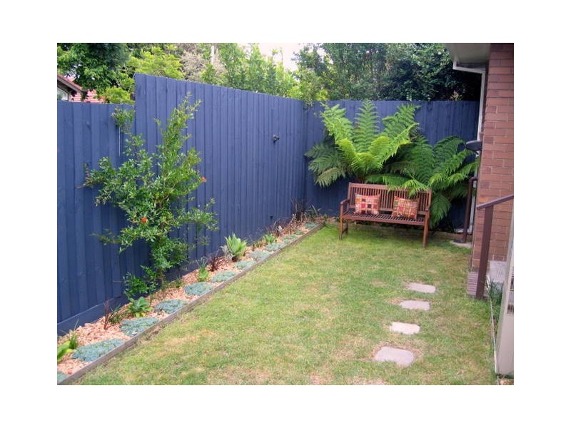 3/33 Cluden St, Brighton East VIC 3187