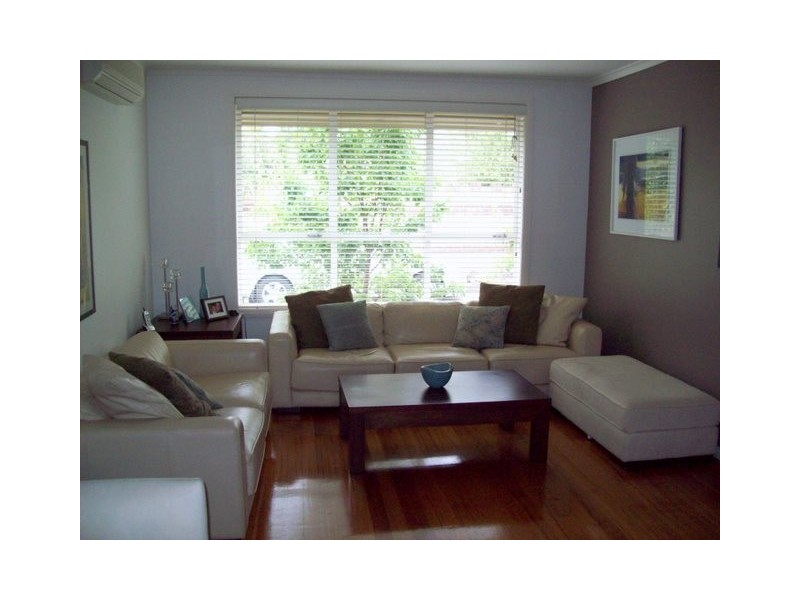 3/33 Cluden St, Brighton East VIC 3187