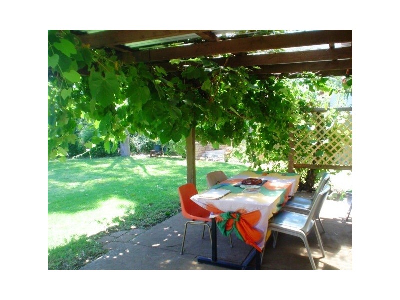 34 LOVETT AVENUE, Dubbo NSW 2830