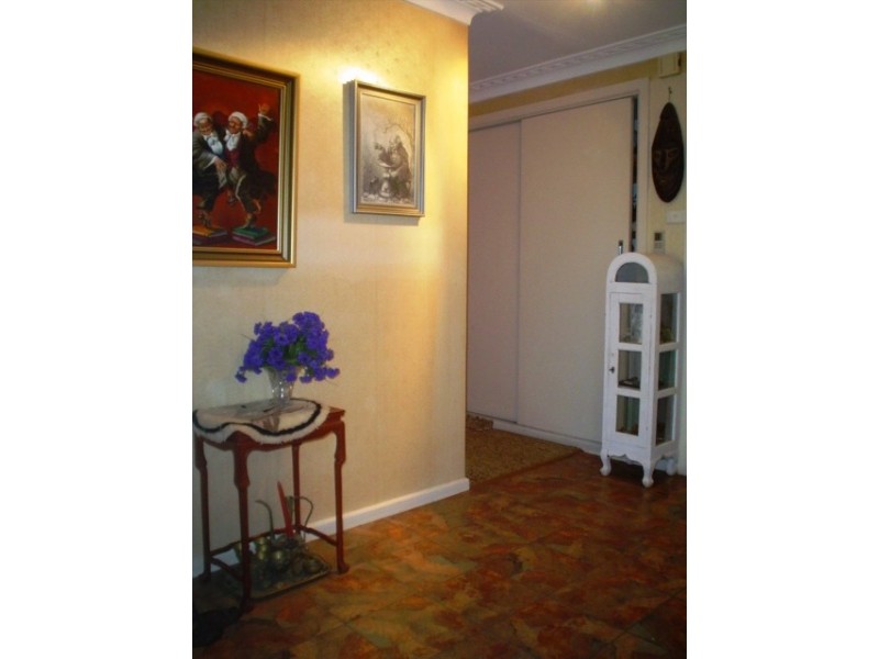 34 LOVETT AVENUE, Dubbo NSW 2830