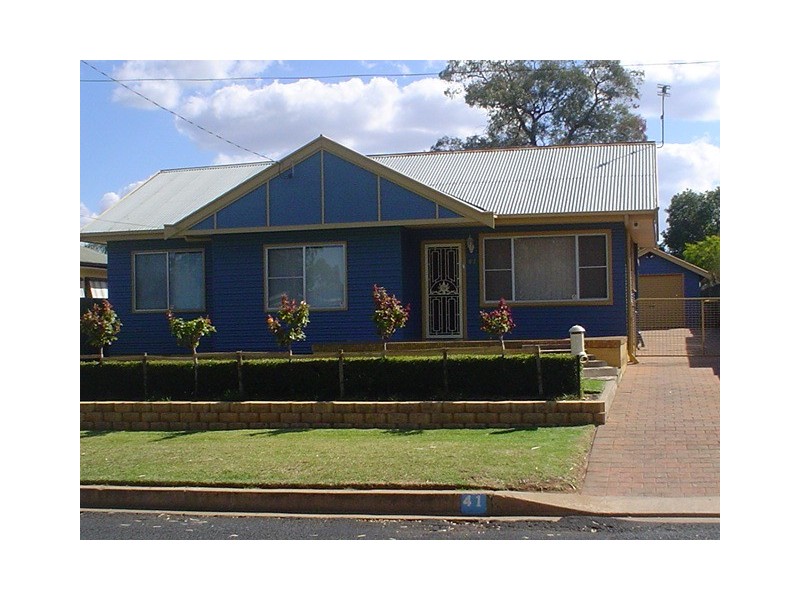 41 Bennett Street, Dubbo NSW 2830