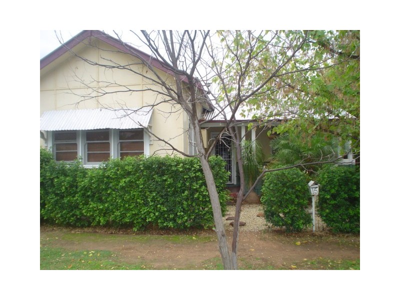 15 Jubilee Street, Dubbo NSW 2830