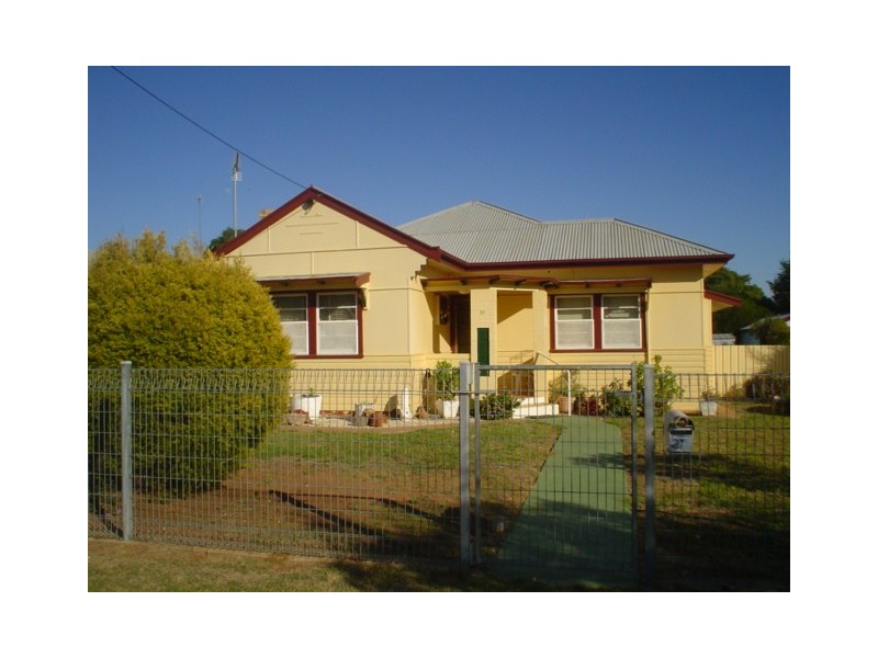 27 Taylor Street, Dubbo NSW 2830