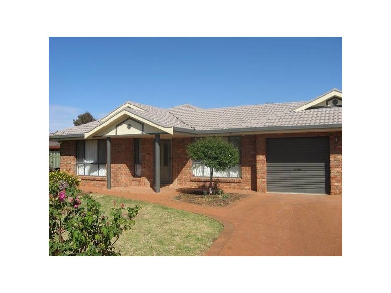 6 Gwydir Court, Dubbo NSW 2830