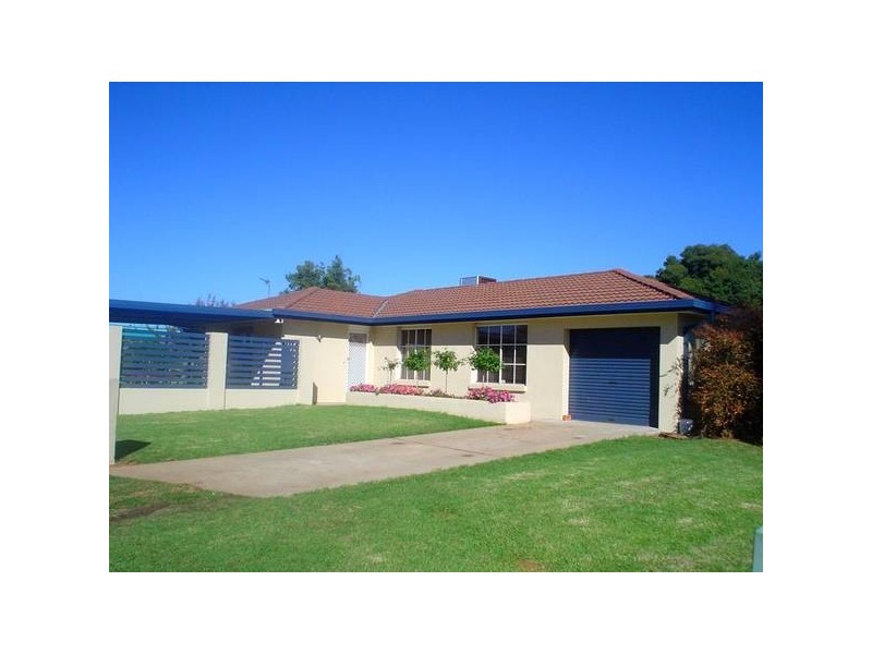 7 Gosse Avenue, Dubbo NSW 2830