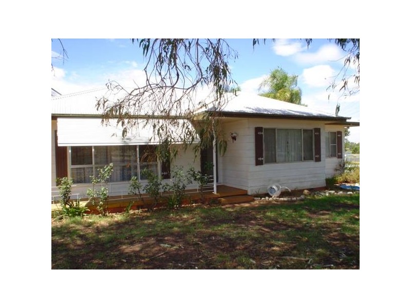 18 Wilkins Street, Dubbo NSW 2830