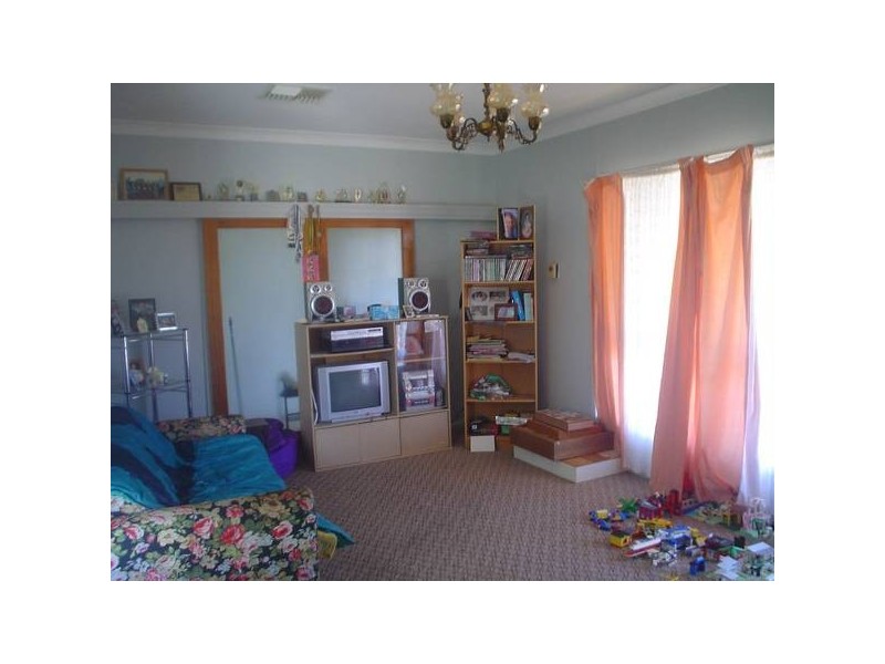 18 Wilkins Street, Dubbo NSW 2830