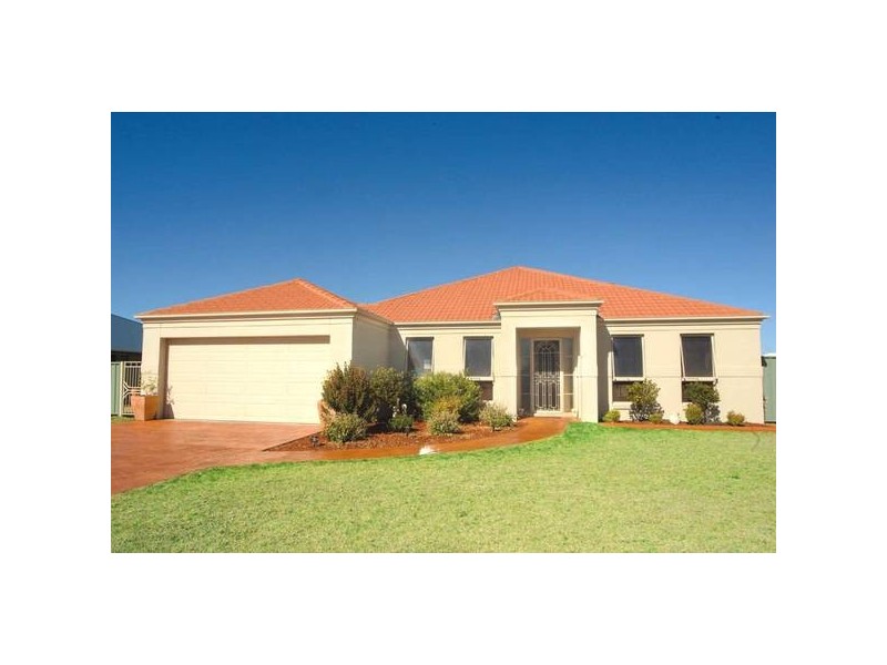 16 Hawkesbury Place, Dubbo NSW 2830