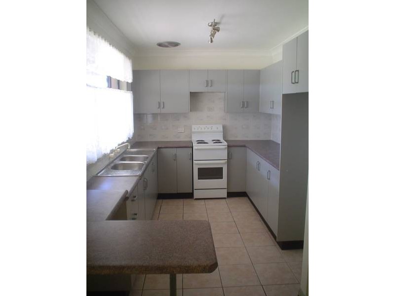 32 Sturt Circle, Dubbo NSW 2830