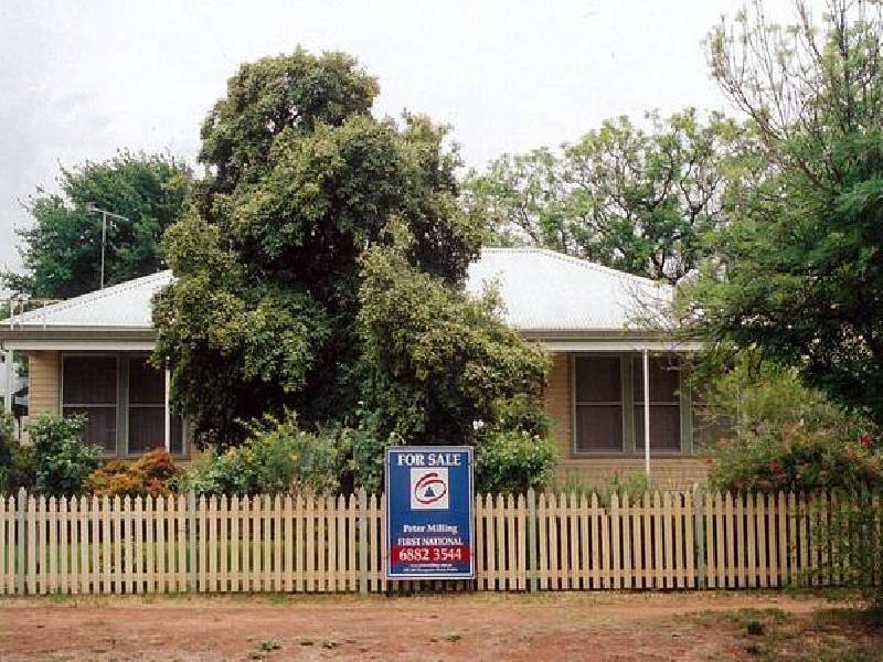 28 Hutchins Avenue, Dubbo NSW 2830