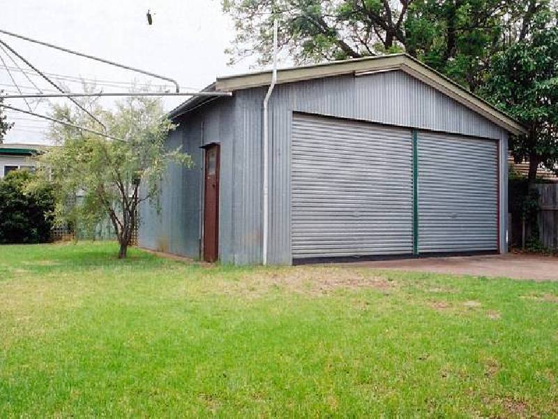 28 Hutchins Avenue, Dubbo NSW 2830