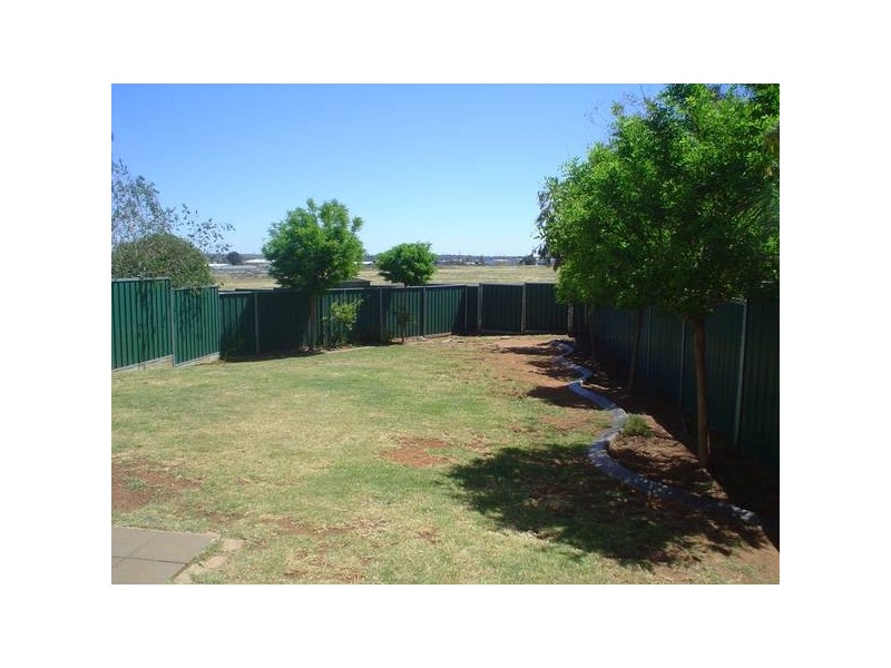 14B Boronia Place, Dubbo NSW 2830