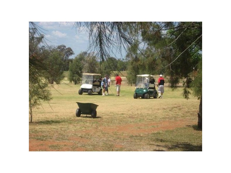 1616 Lakeside Circuit, Dubbo NSW 2830