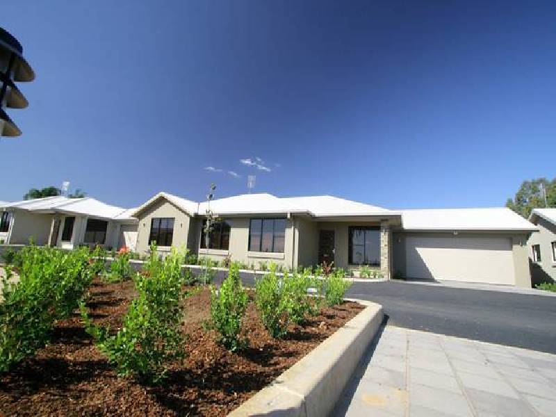 Diane Street, Dubbo NSW 2830