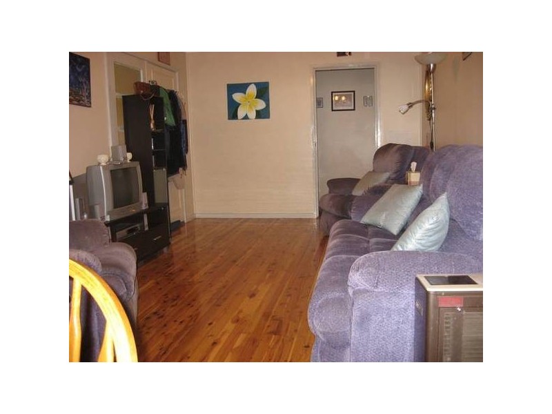 Lovett Avenue, Dubbo NSW 2830