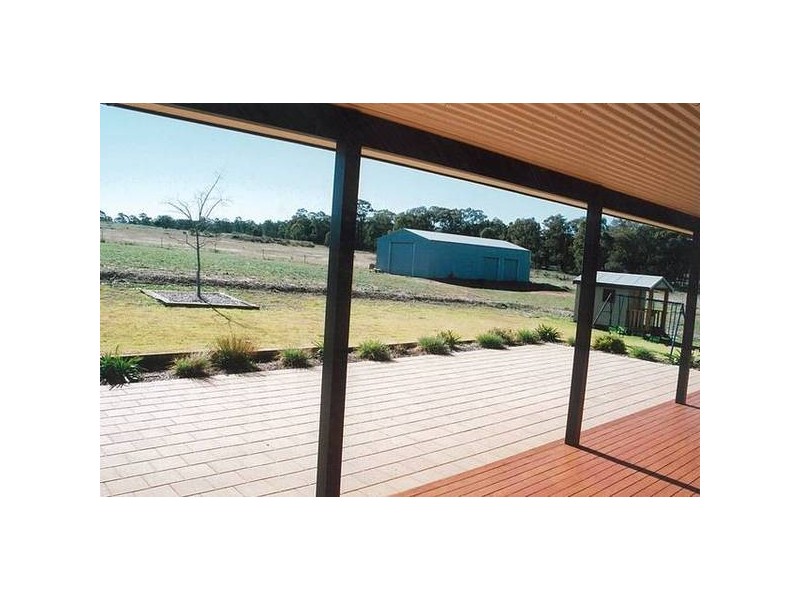 Debeaufort Drive, Dubbo NSW 2830