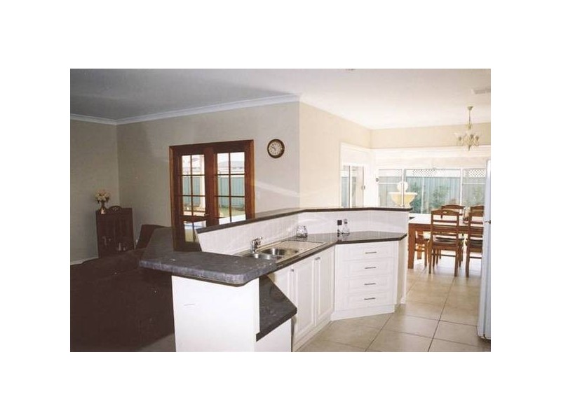 6 Arbory Close, Dubbo NSW 2830