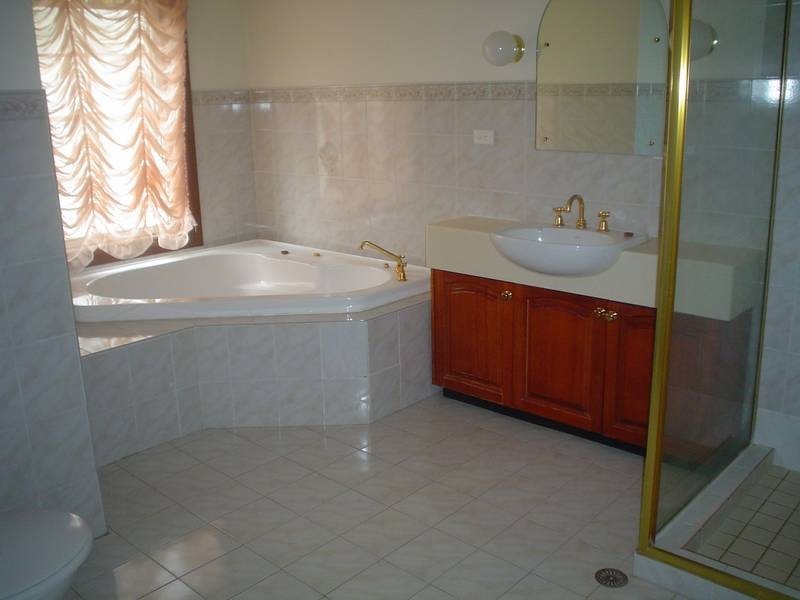 2 Perignon Park, Dubbo NSW 2830