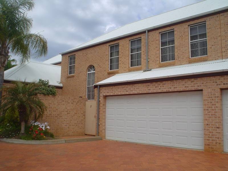 2 Perignon Park, Dubbo NSW 2830