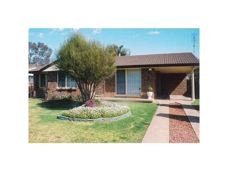 7 Clews Street`, Dubbo NSW 2830